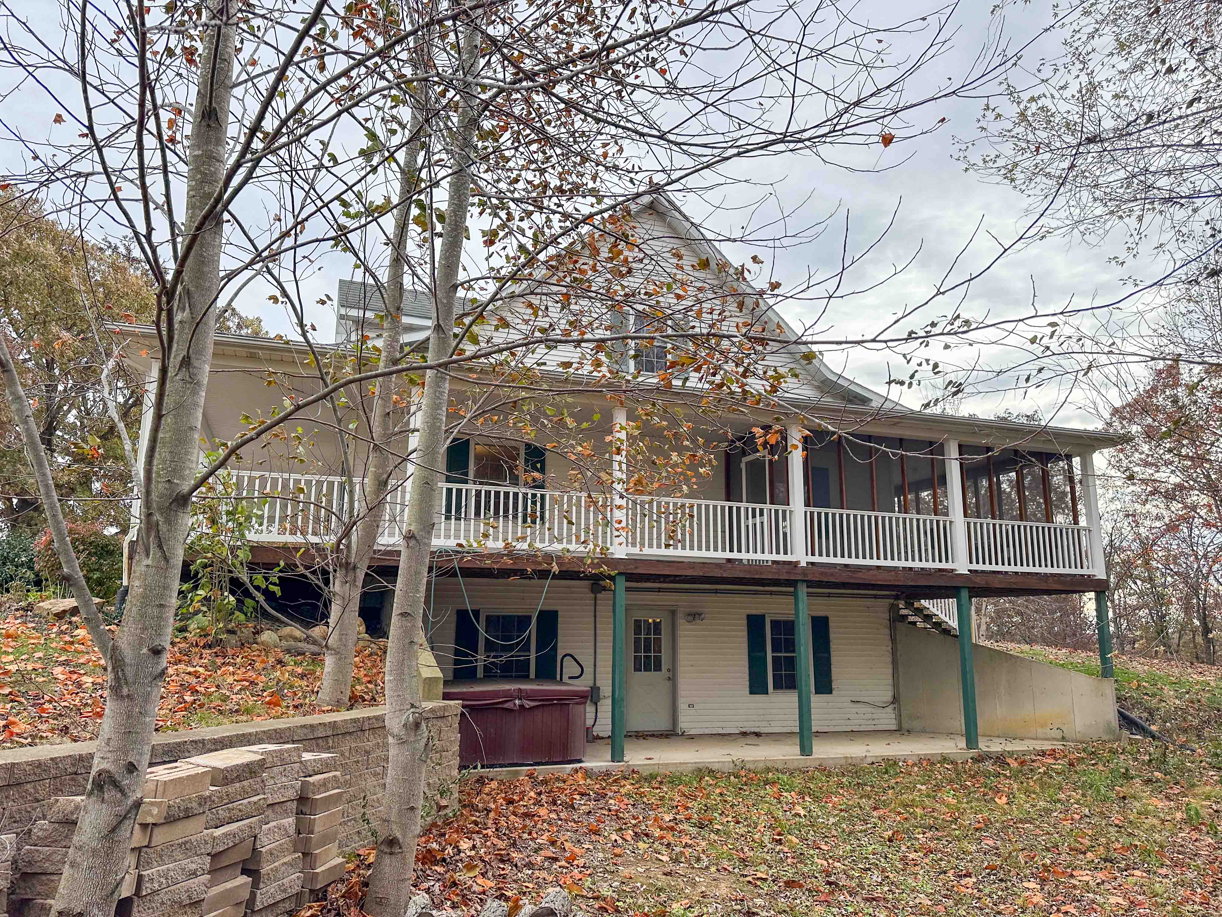 10562 State Route | SOLD