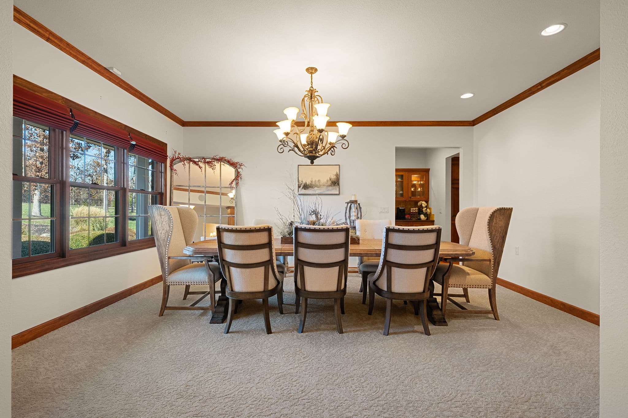 141 W Hickory Ridge Road | Under Contract
