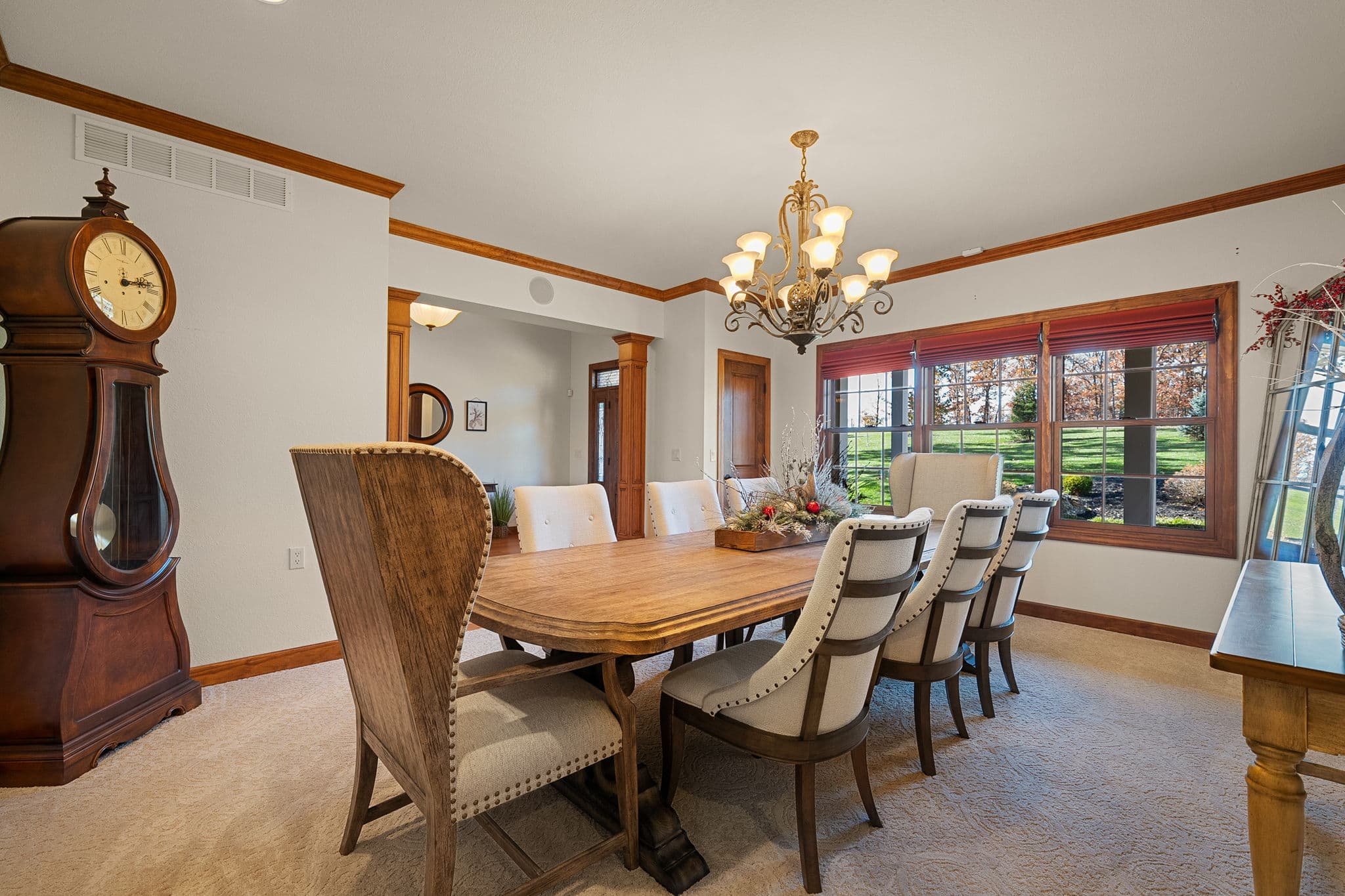 141 W Hickory Ridge Road | Under Contract
