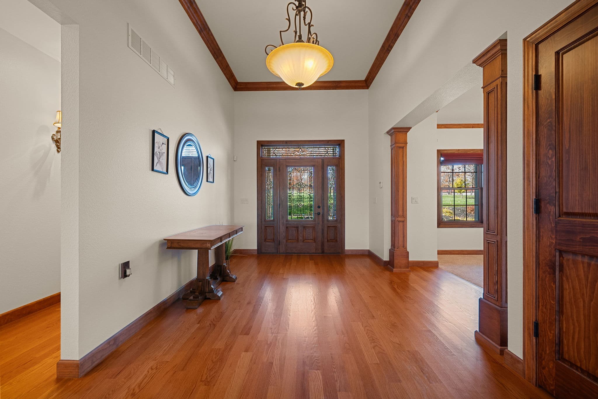 141 W Hickory Ridge Road | Under Contract