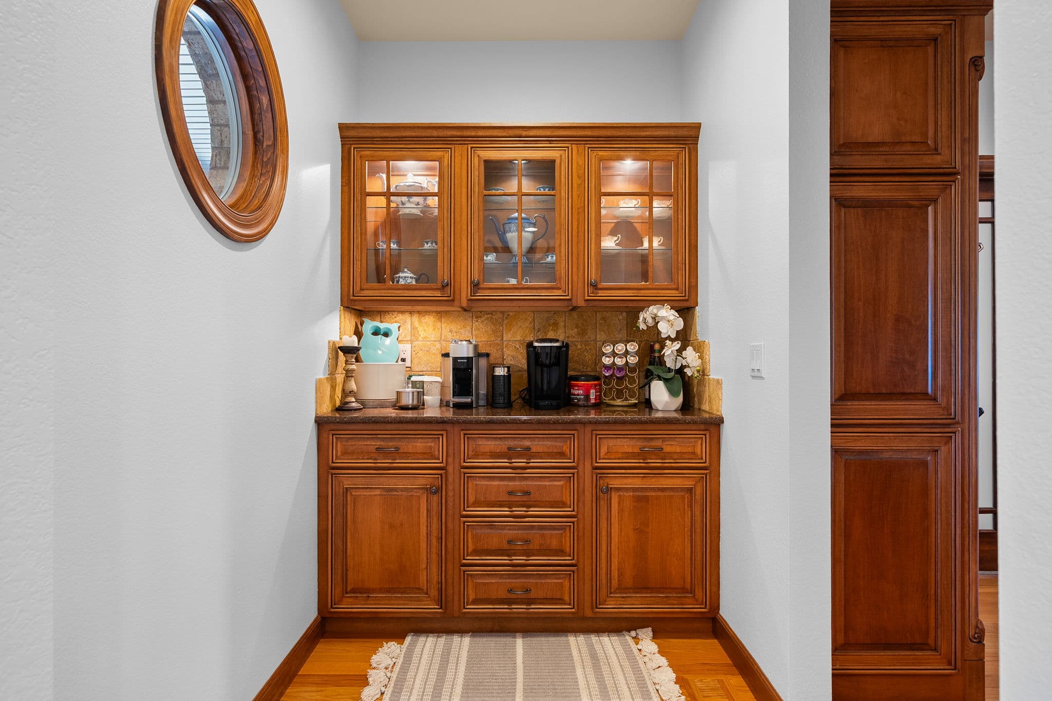 141 W Hickory Ridge Road | Under Contract