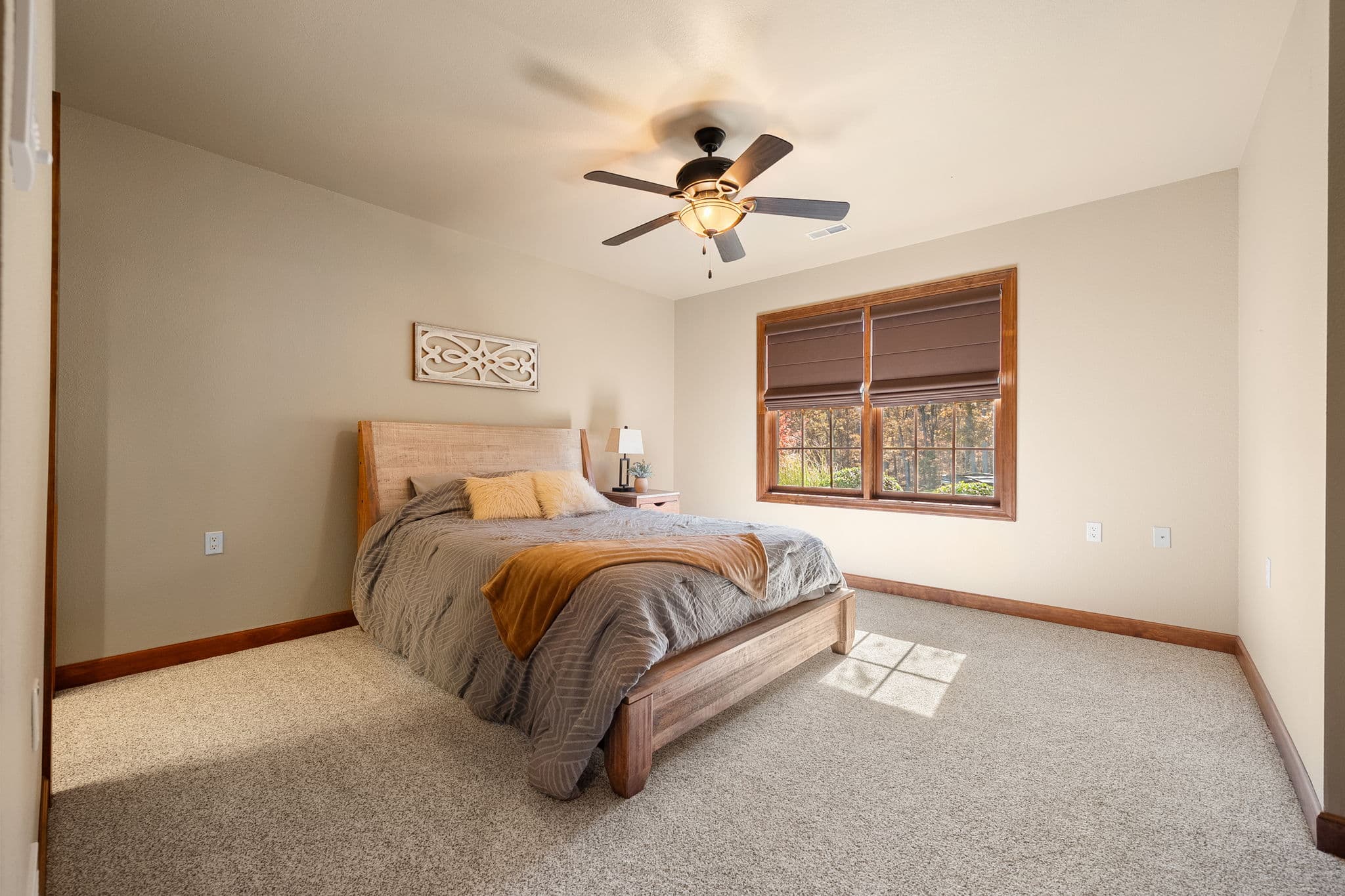 141 W Hickory Ridge Road | Under Contract