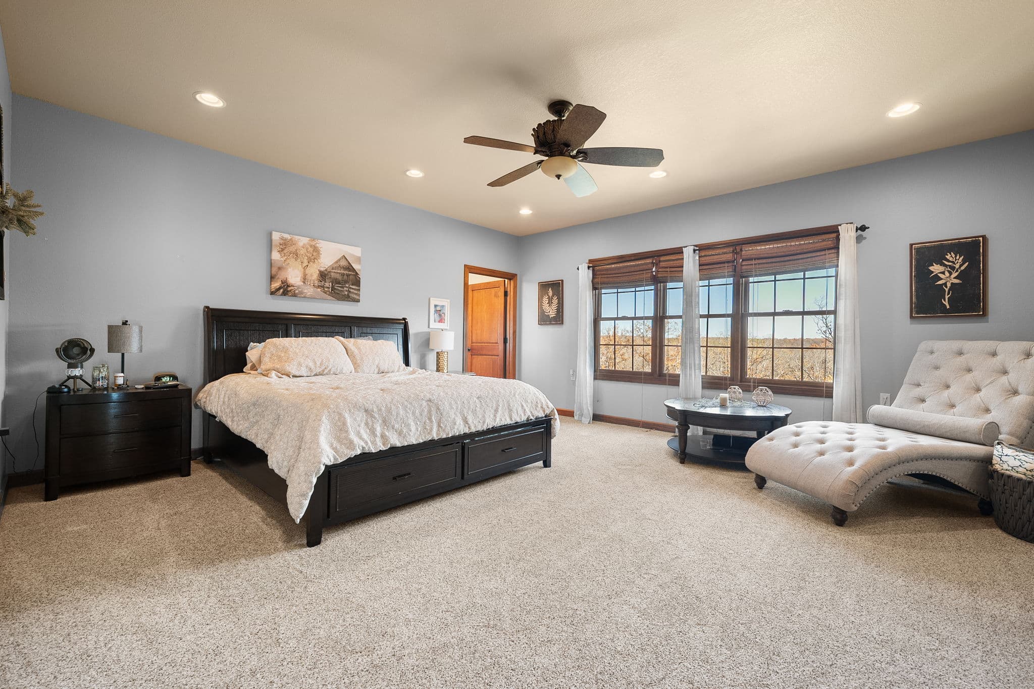 141 W Hickory Ridge Road | Under Contract
