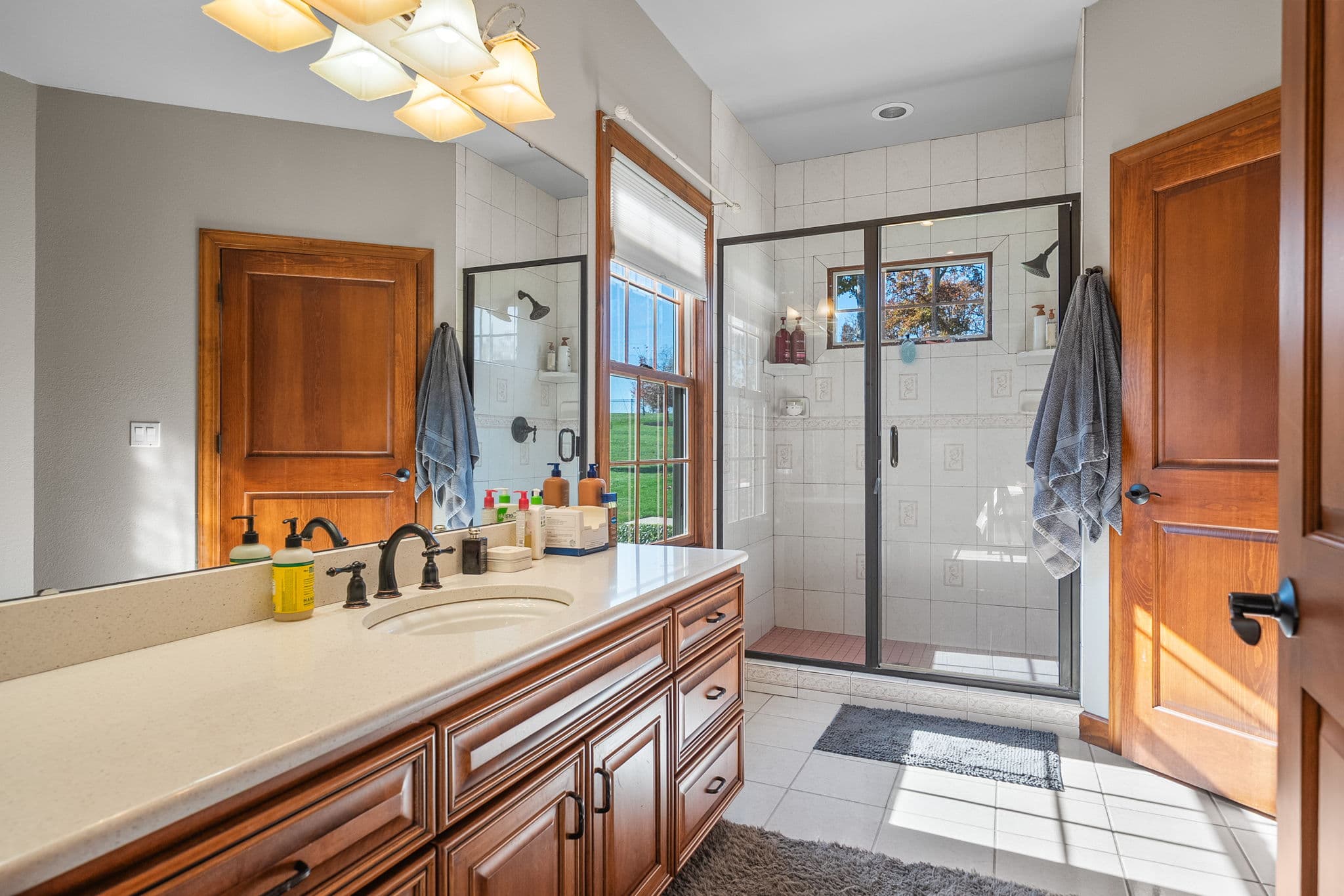 141 W Hickory Ridge Road | Under Contract