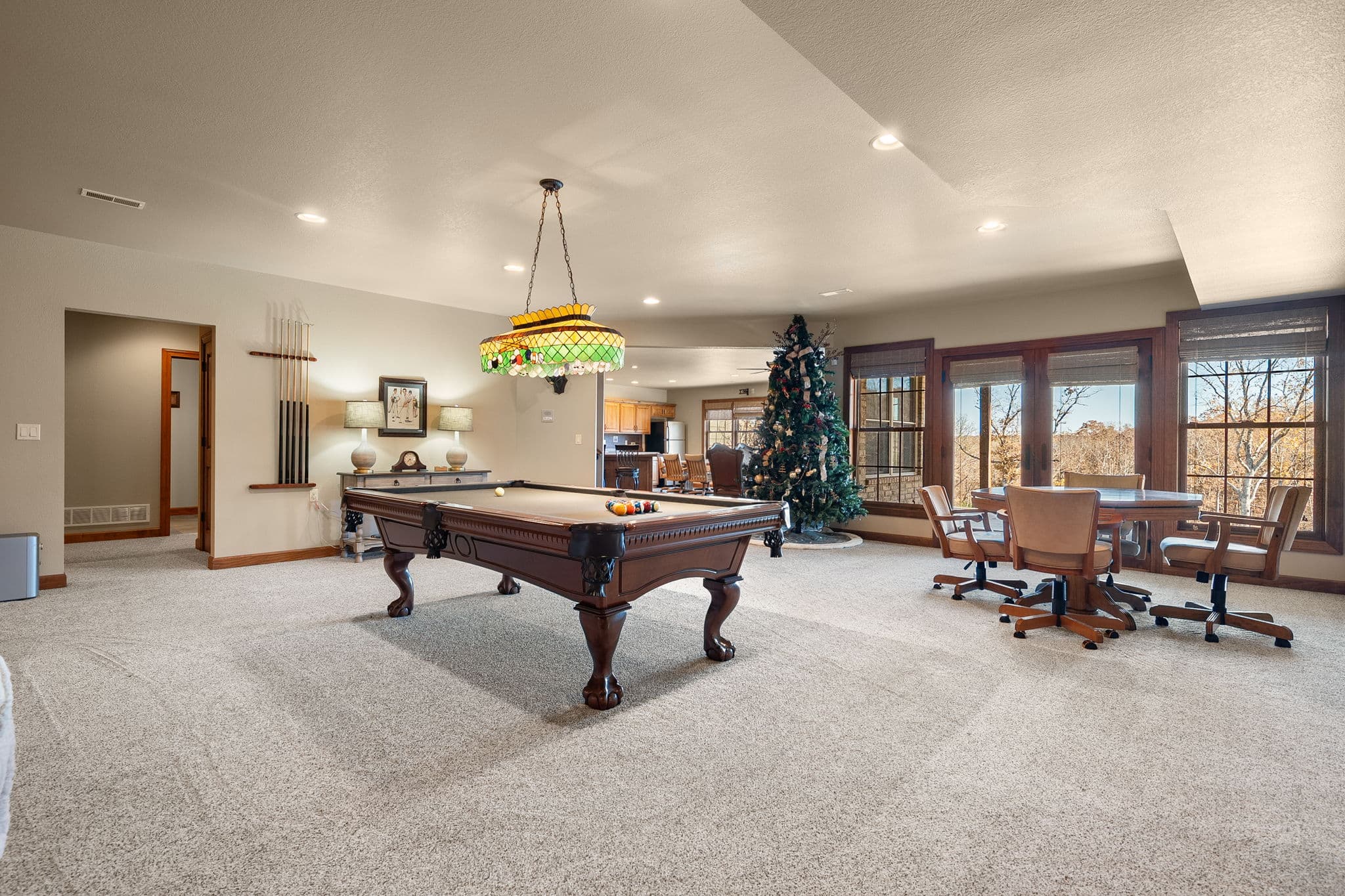 141 W Hickory Ridge Road | Under Contract