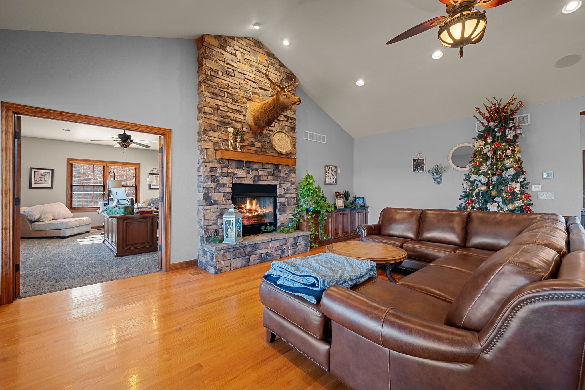 141 W Hickory Ridge Road | Under Contract