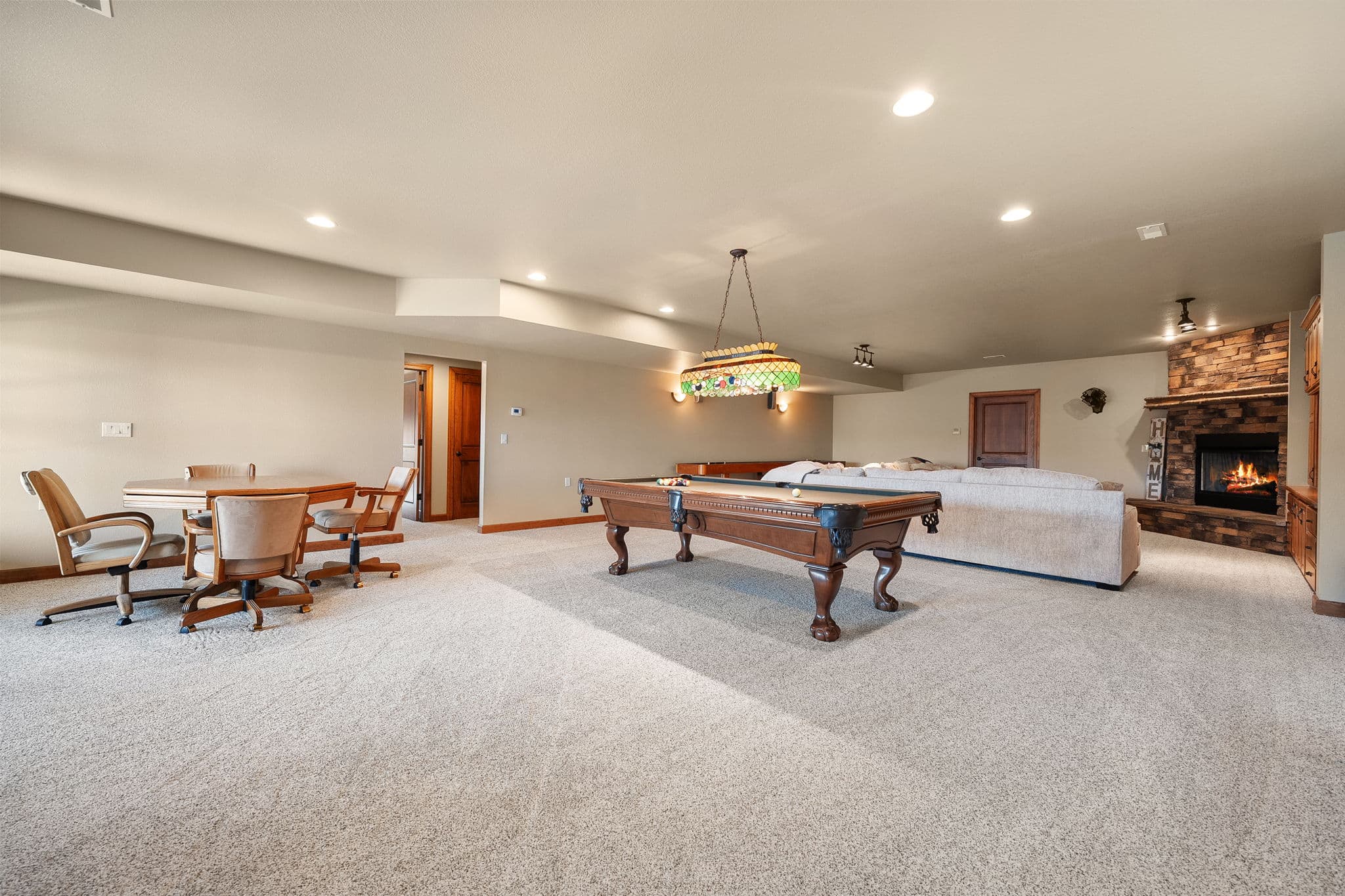 141 W Hickory Ridge Road | Under Contract
