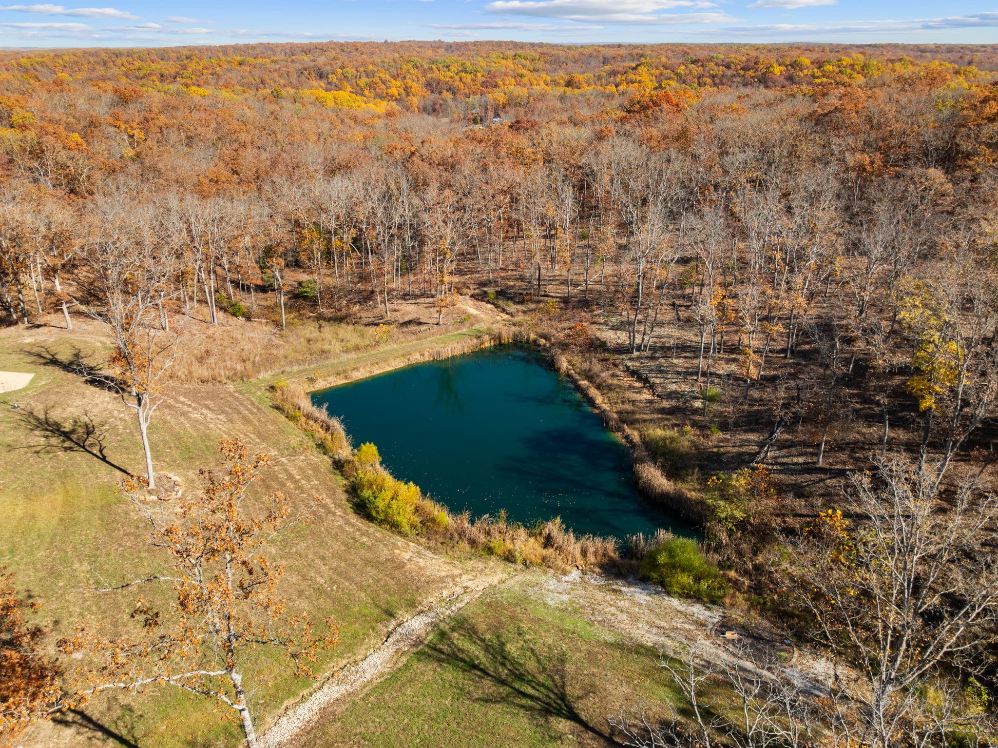 141 W Hickory Ridge Road | Under Contract