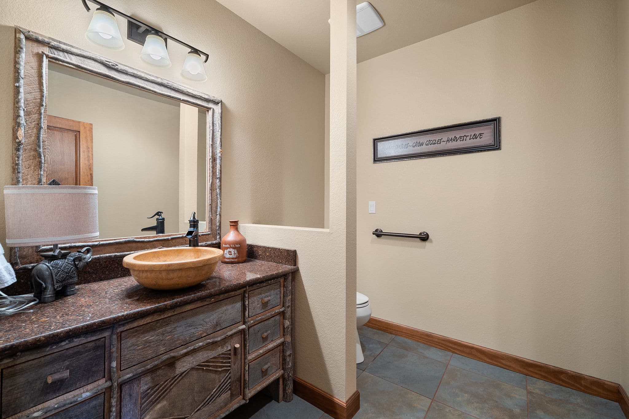 141 W Hickory Ridge Road | Under Contract