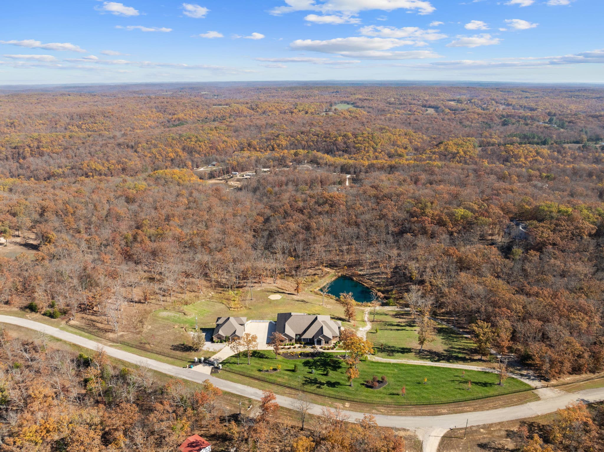 141 W Hickory Ridge Road | Under Contract
