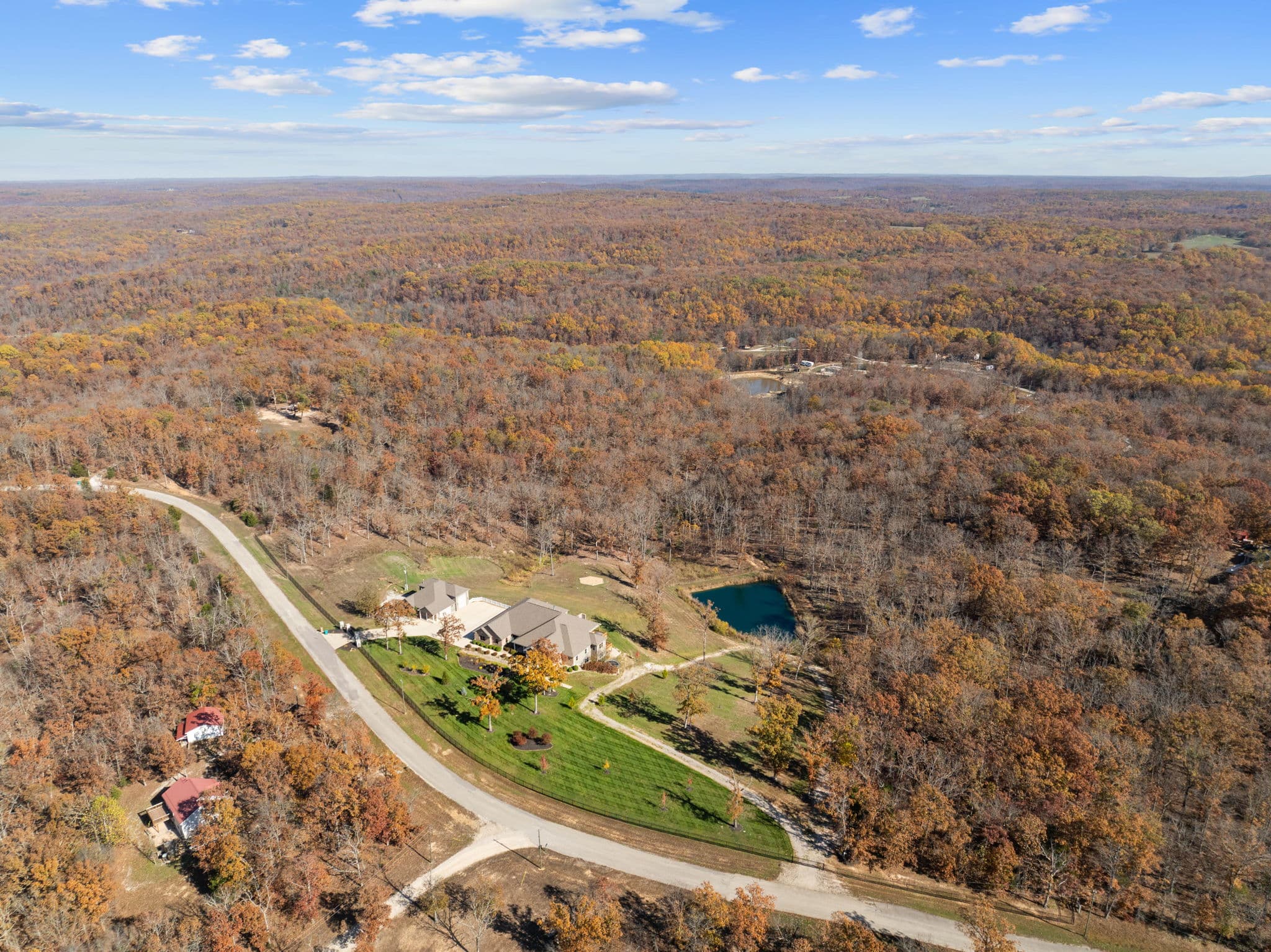 141 W Hickory Ridge Road | Under Contract
