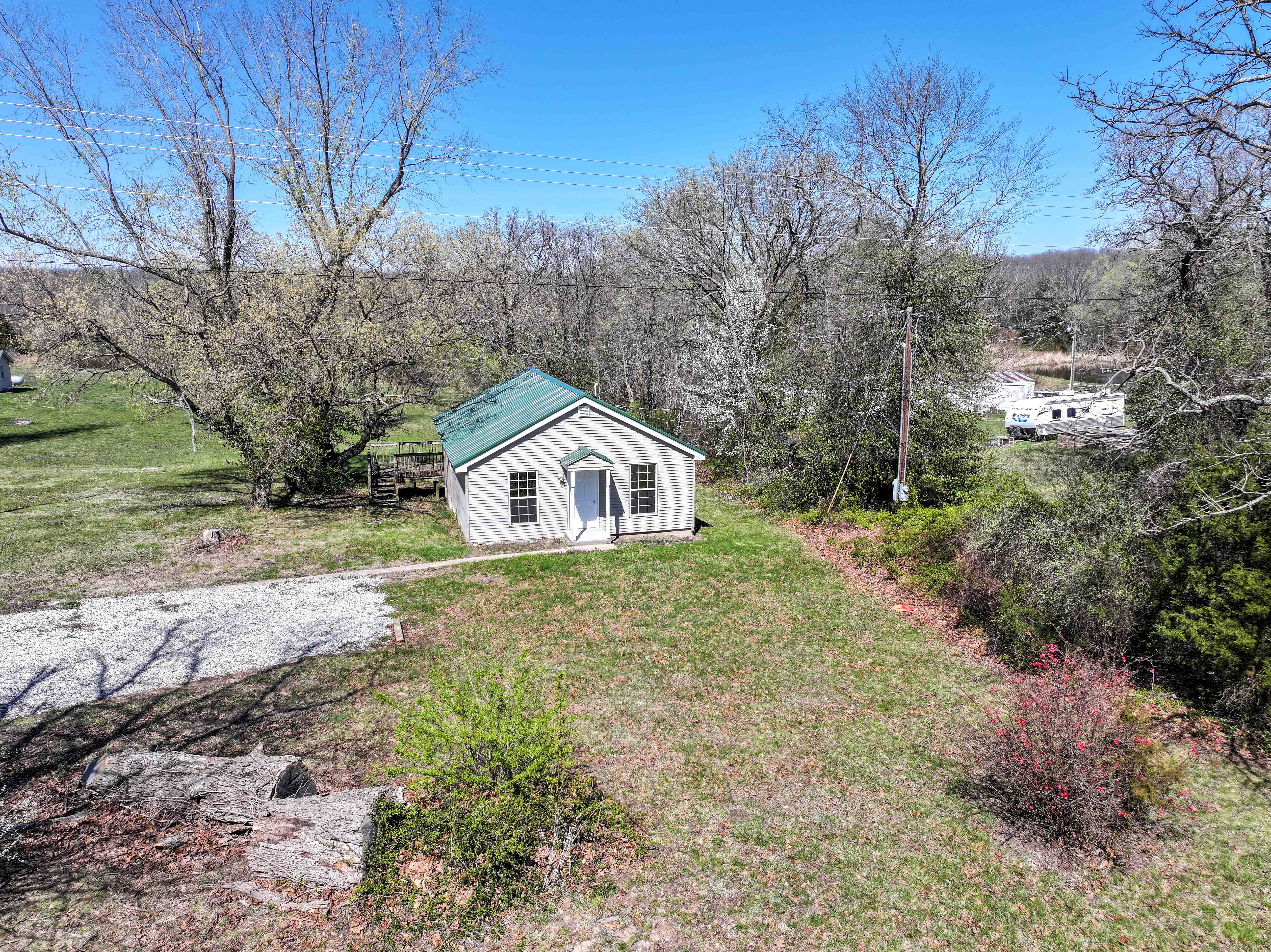 231 and 229 Hwy 8 East Steelville