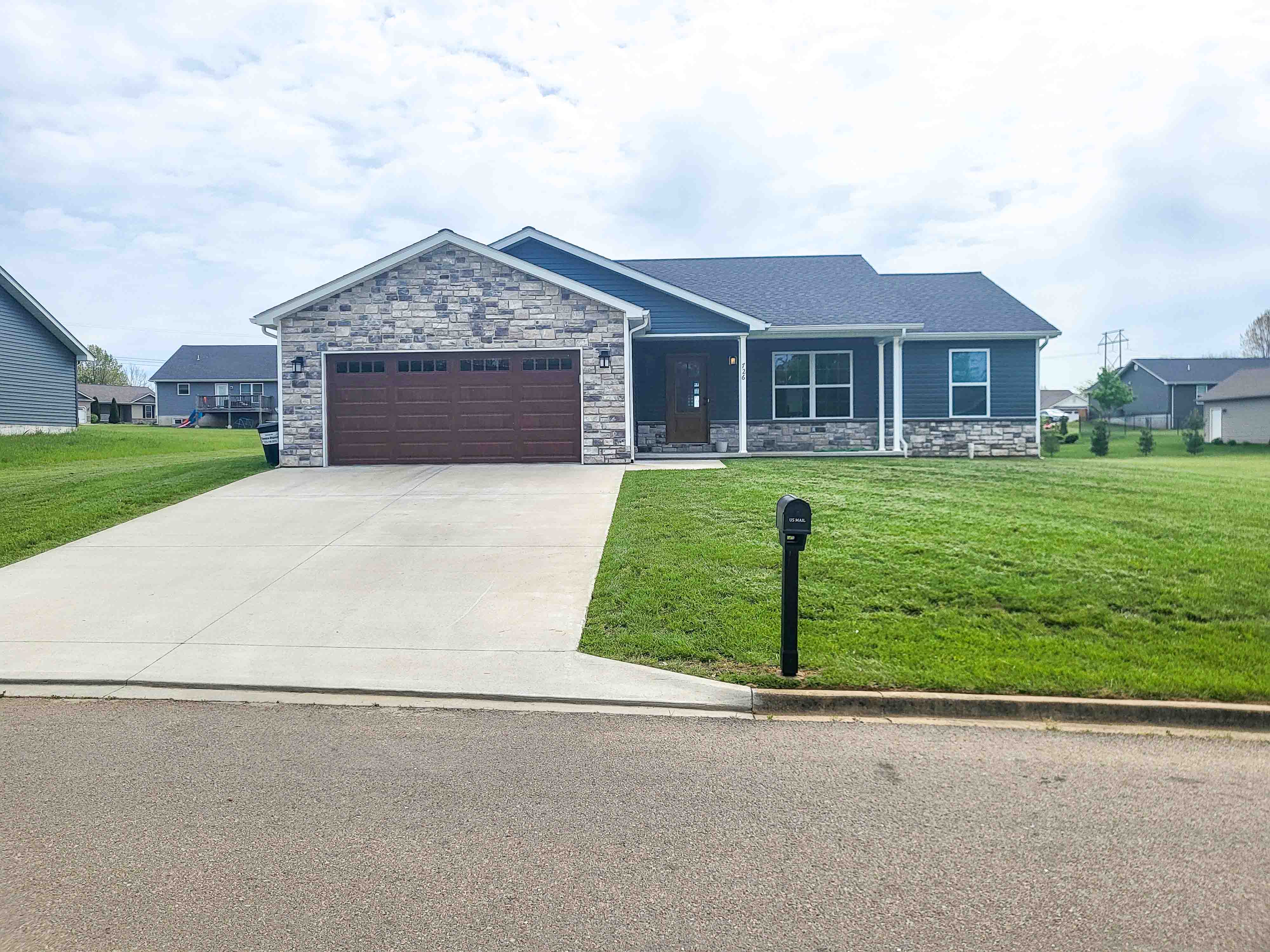726 Timberline