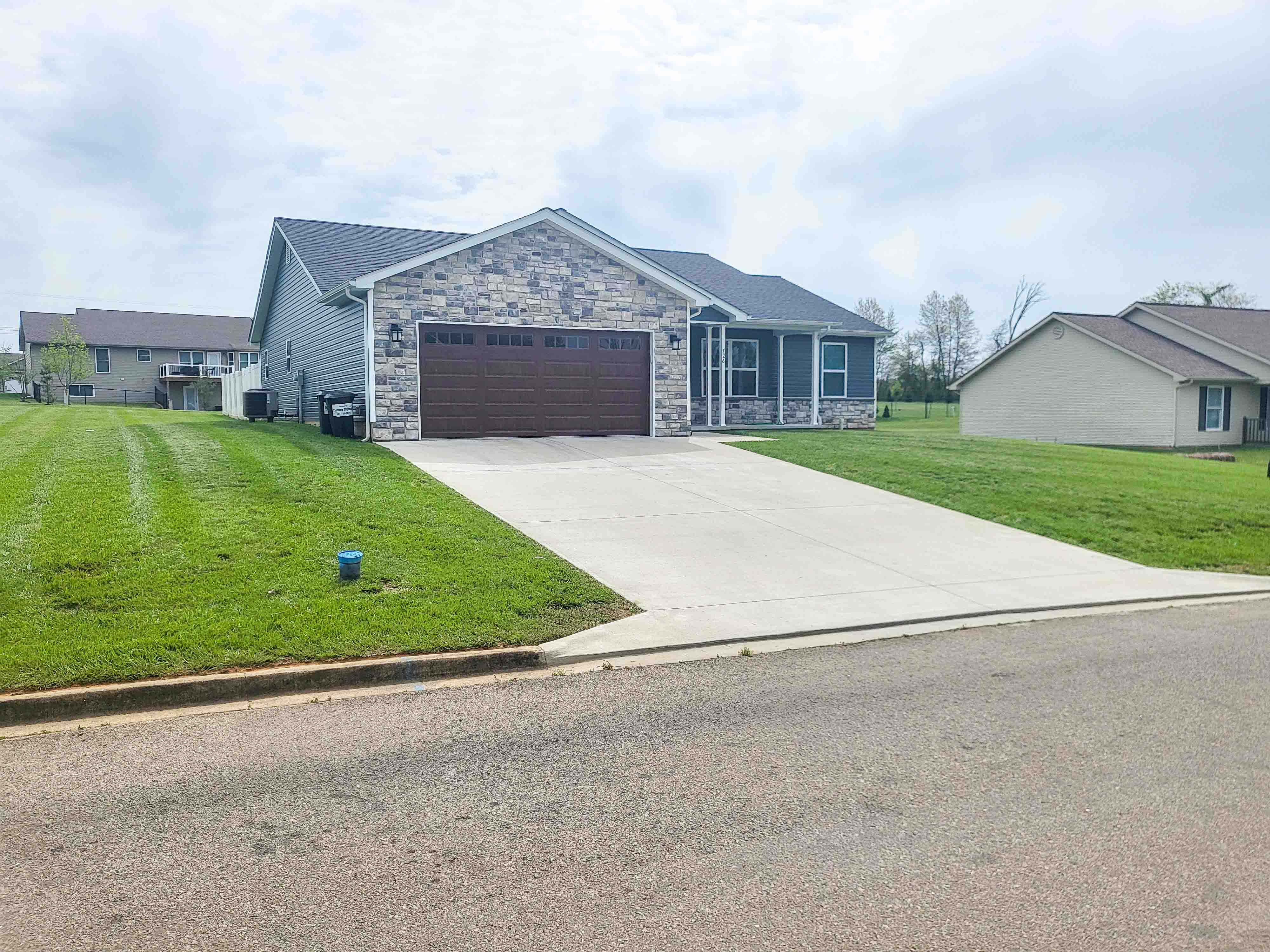 726 Timberline