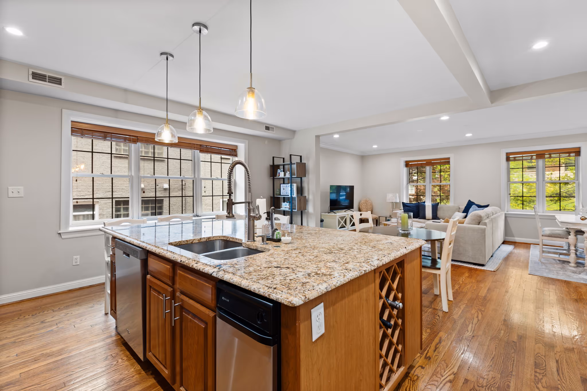 7520 Buckingham 1W | Under Contract