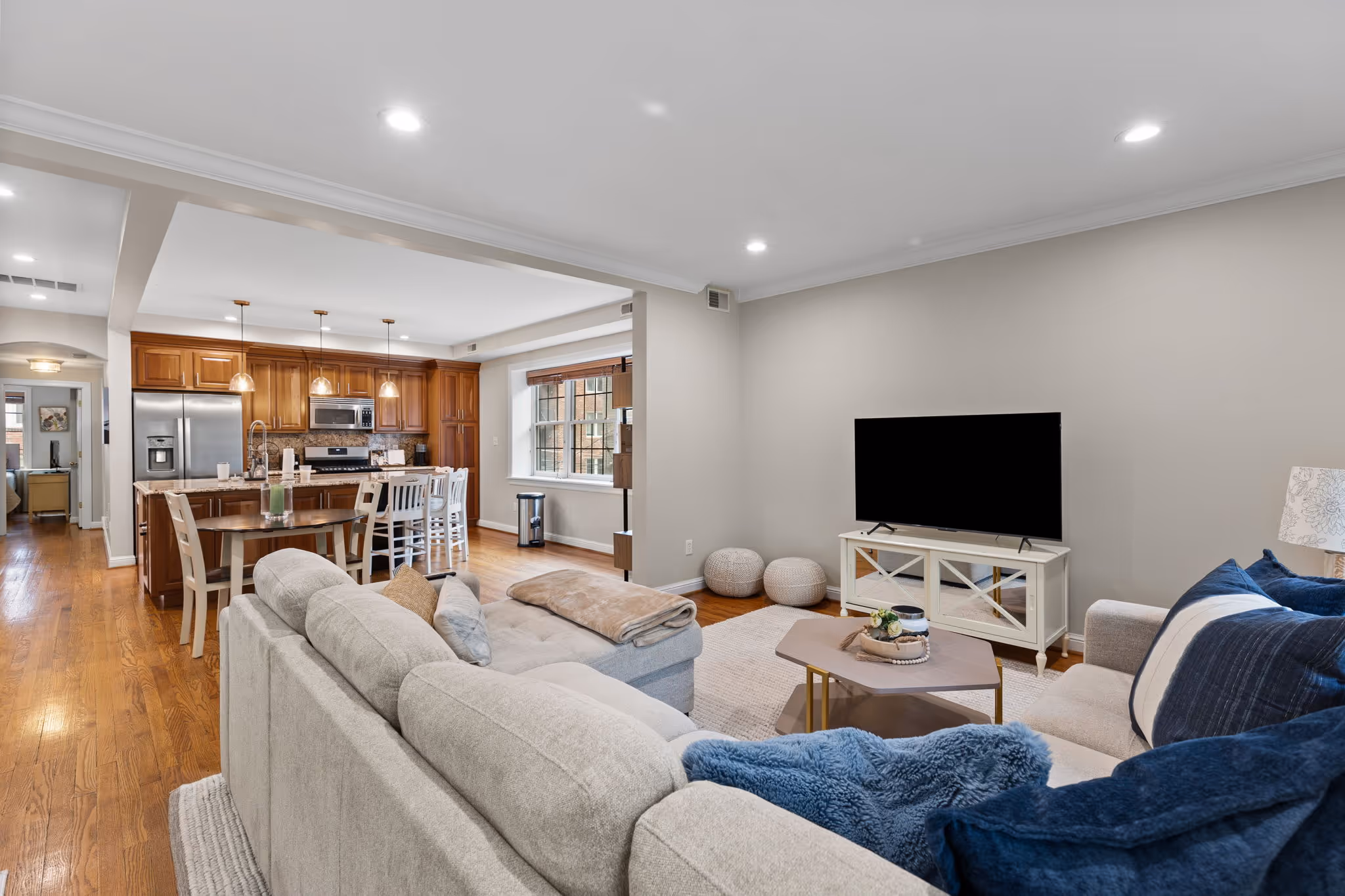 7520 Buckingham 1W | Under Contract