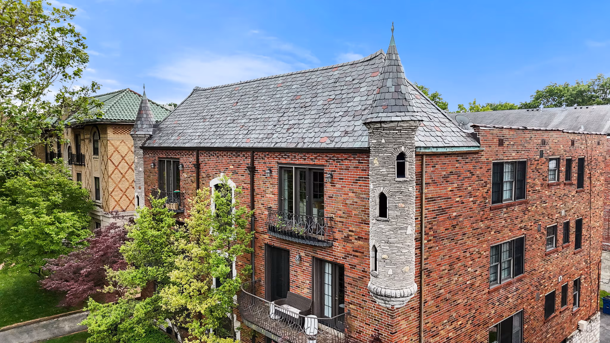 7520 Buckingham 1W | Under Contract