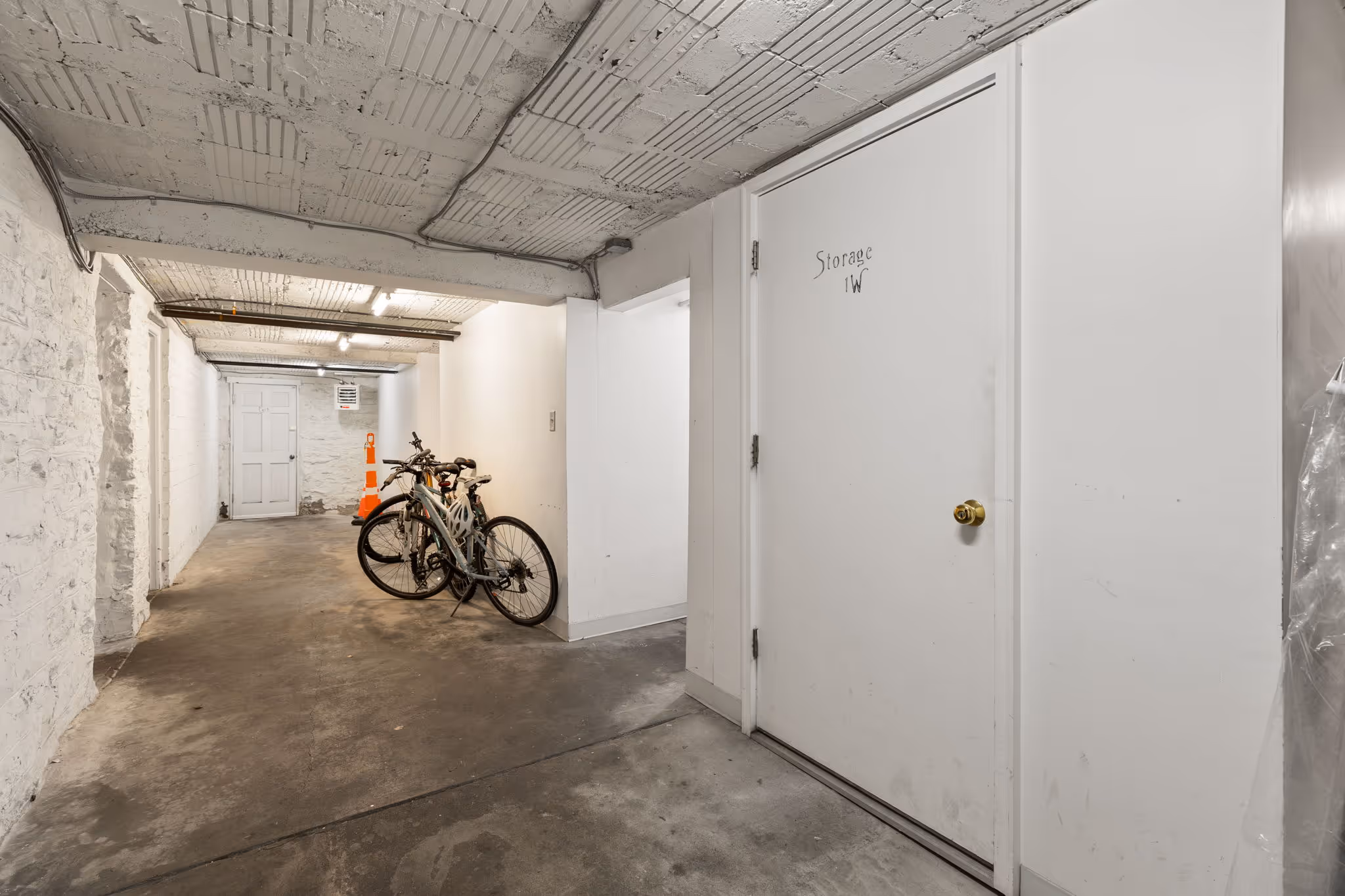 7520 Buckingham 1W | Under Contract