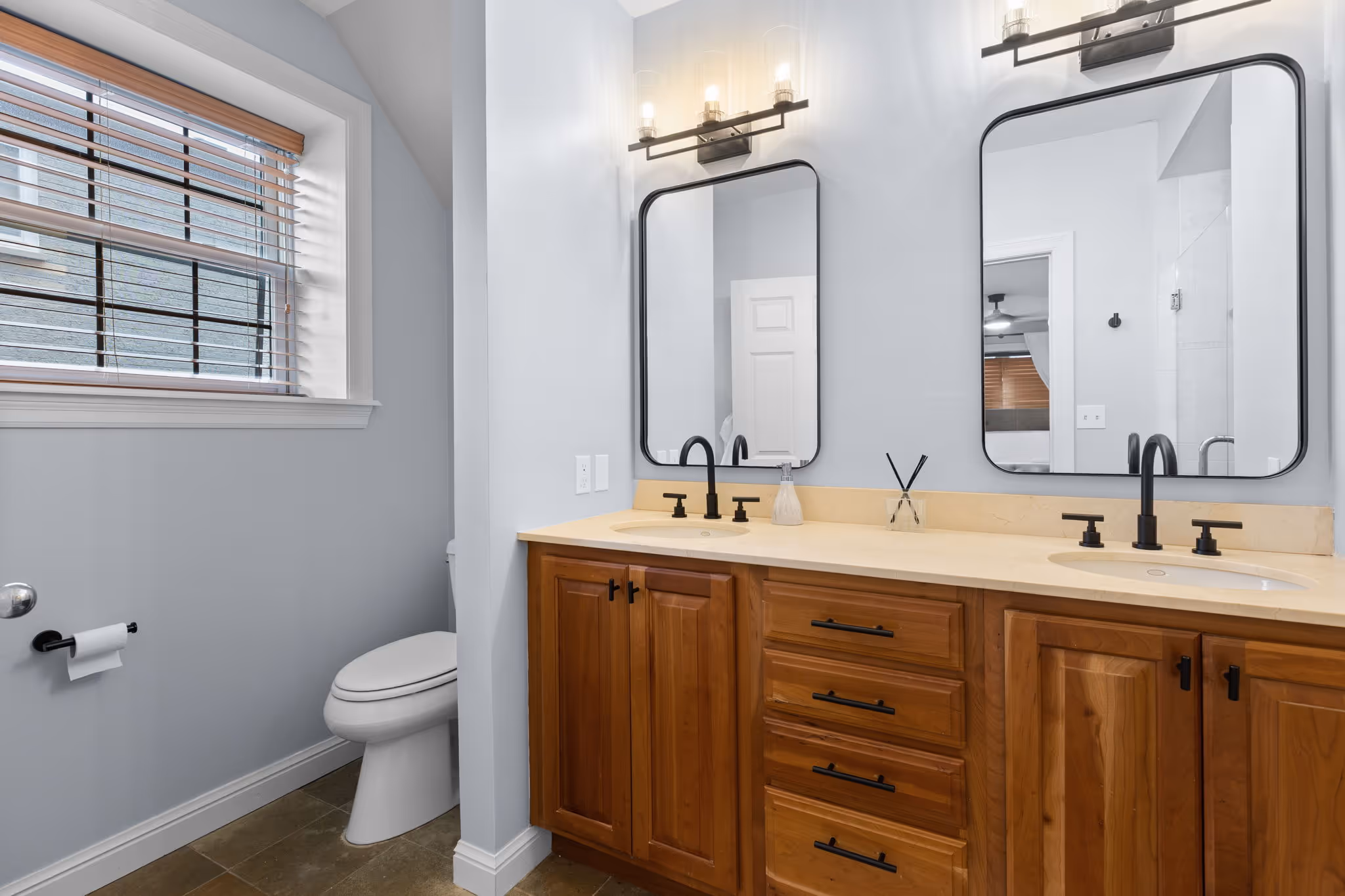 7520 Buckingham 1W | Under Contract