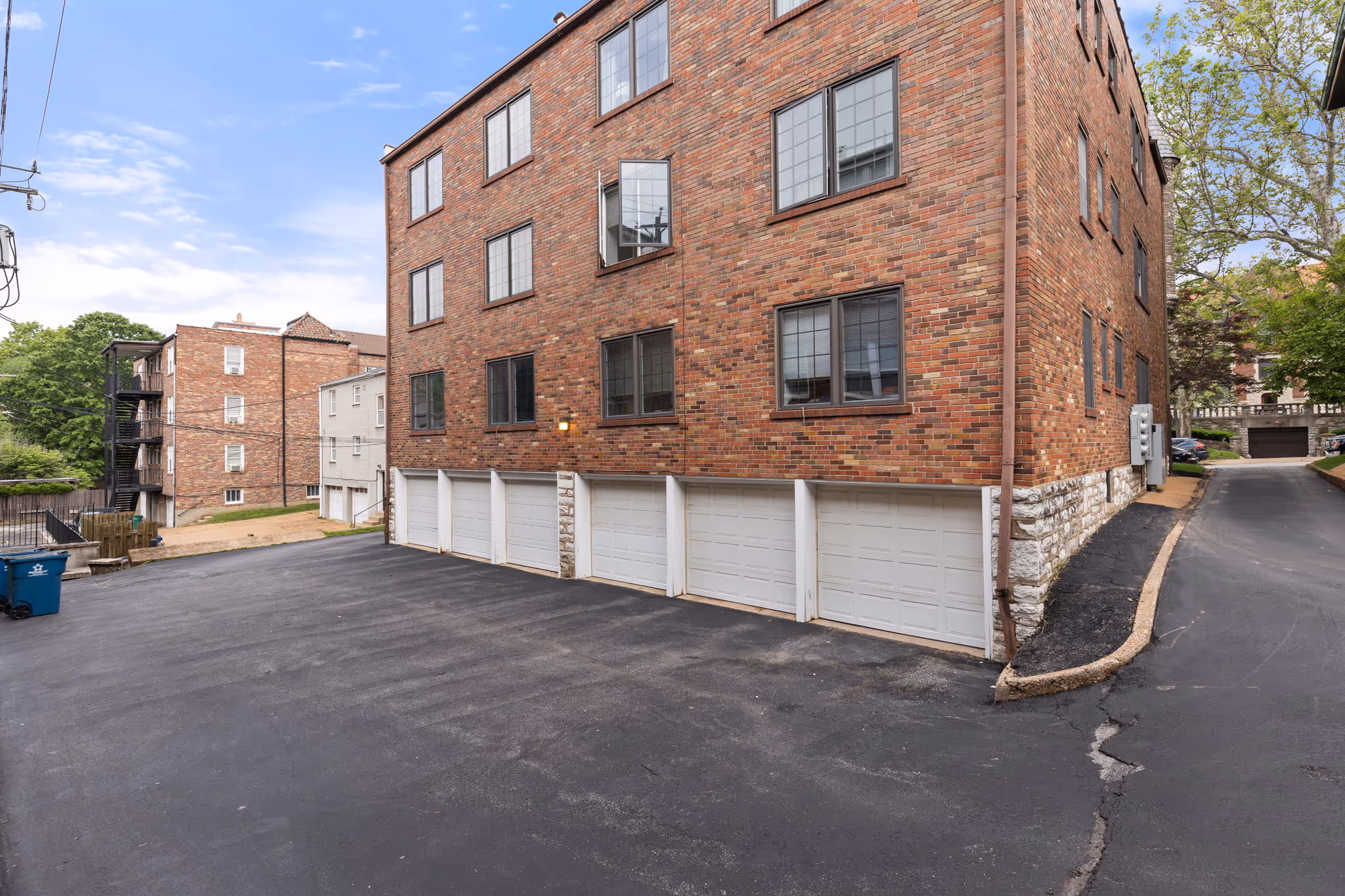7520 Buckingham 1W | Under Contract