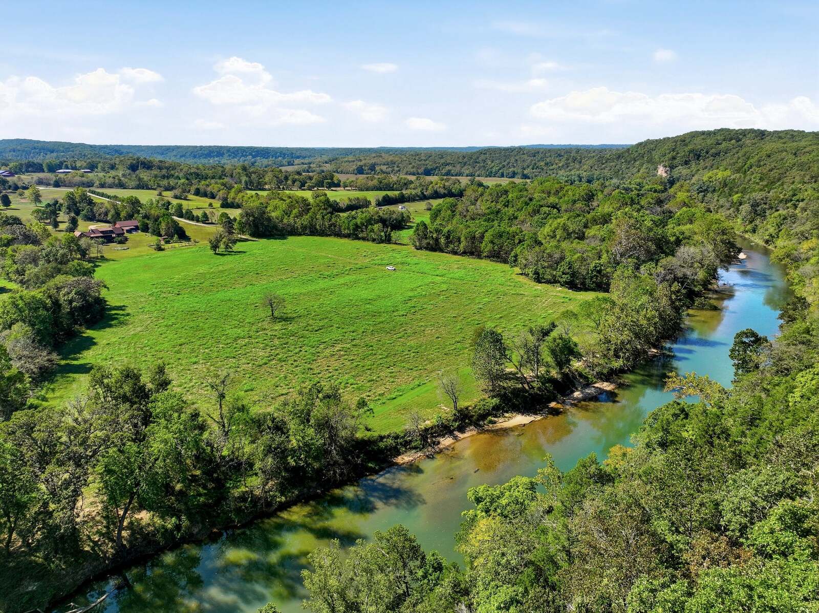 Aerial of the Meramec River running along the timber at Meramec Trails