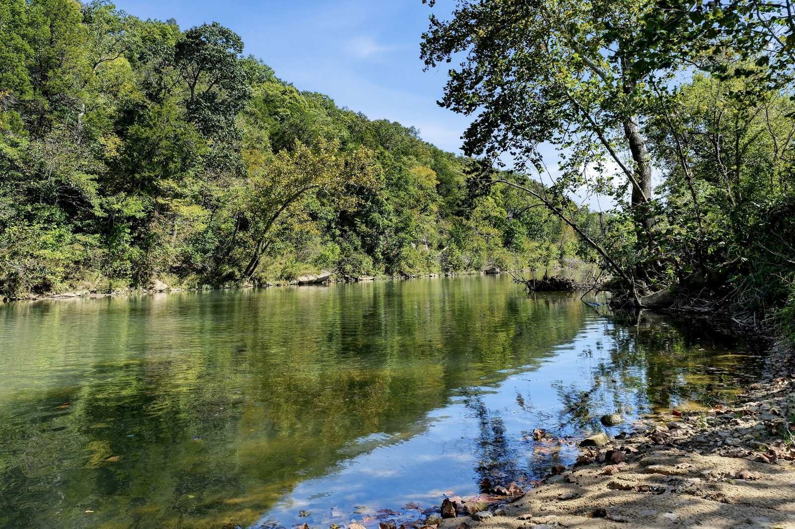 Clear water along the Meramec River frontage